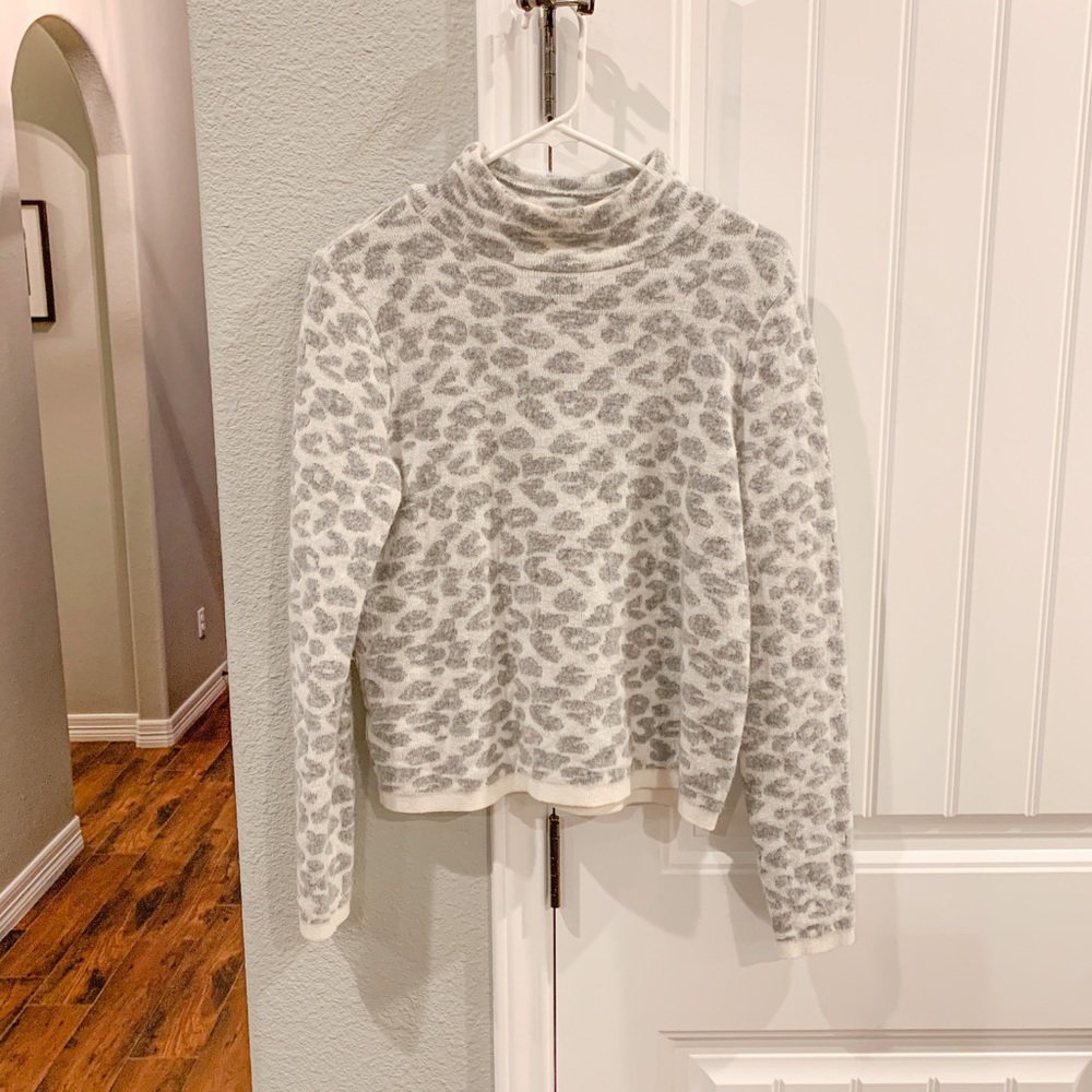 LOFT Sweater